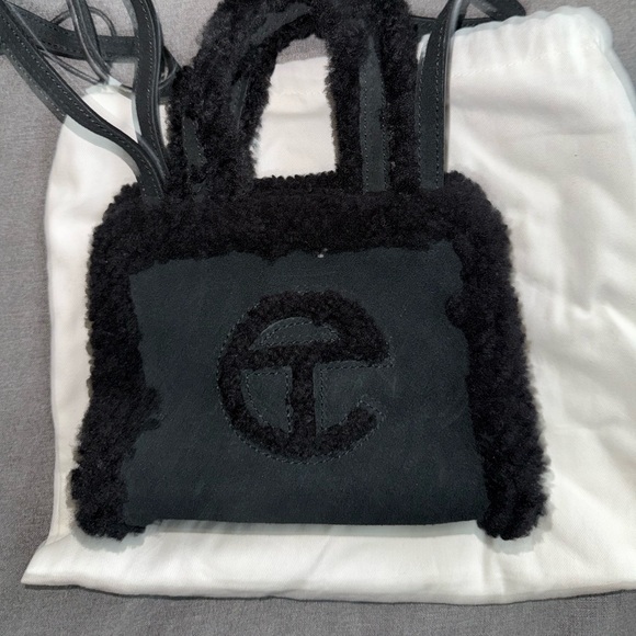 Ugg Small Telfar Shopping tote Bag  black with extended straps and dust bag - Picture 1 of 5